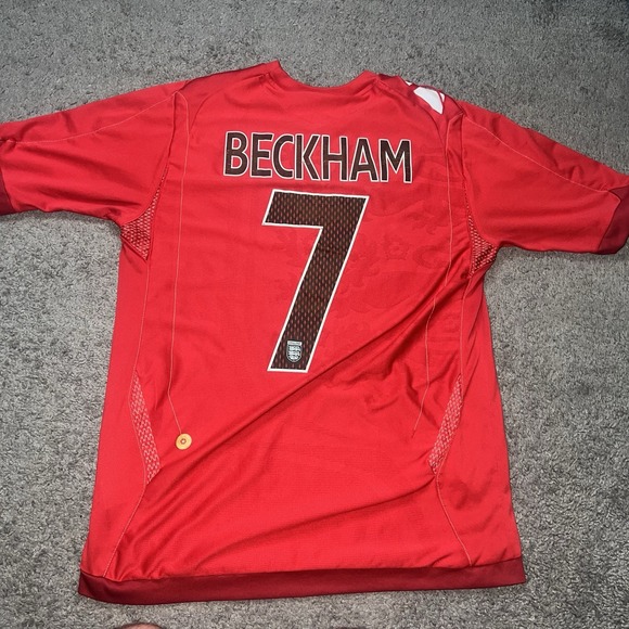 ENGLAND 2006 2008 AWAY FOOTBALL SHIRT JERSEY DAVID BECKHAM UMBRO SIZE M - Picture 1 of 7